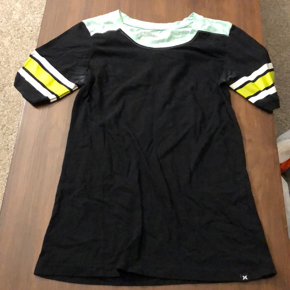 Black shirt